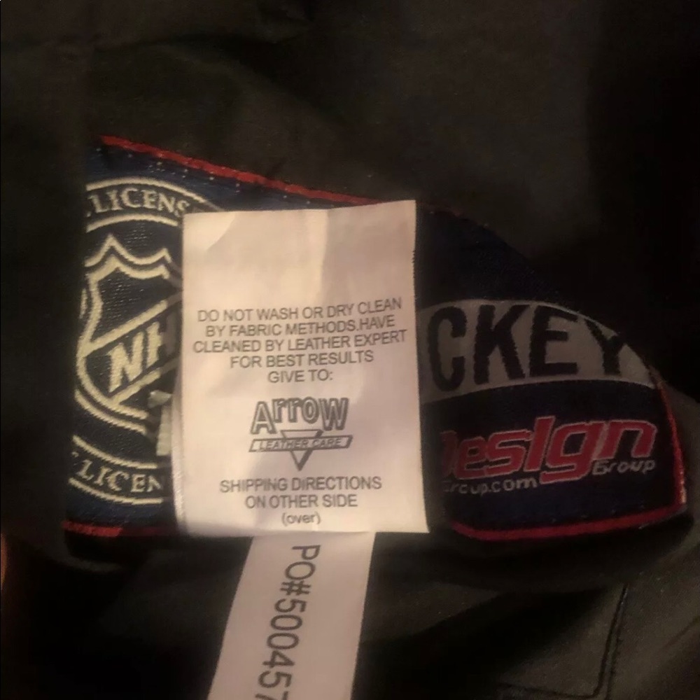 Reversible San Jose Sharks jacket & Brent Burns jersey - Picture 8 of 14